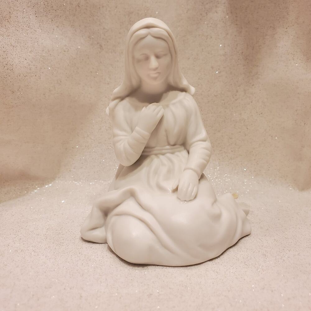 1981 Avon Nativity Collectibles - Virgin Mary - White Bisque Porcelain Figurine